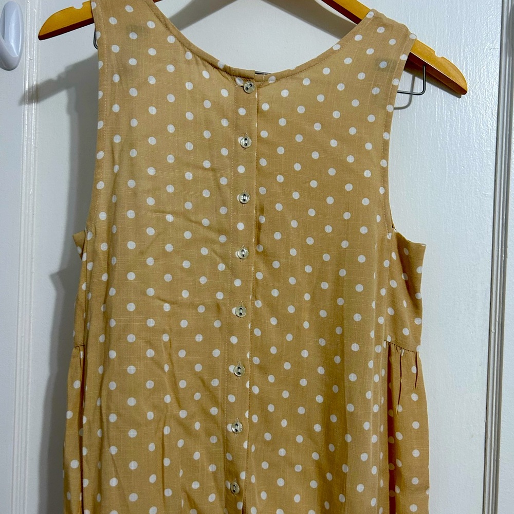 Elodie top womens size small tan with white polka dots